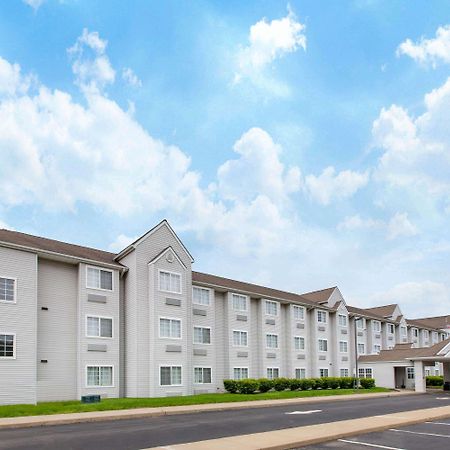 Microtel Inn & Suites By Wyndham Pittsburgh Airport Robinson Township Eksteriør billede