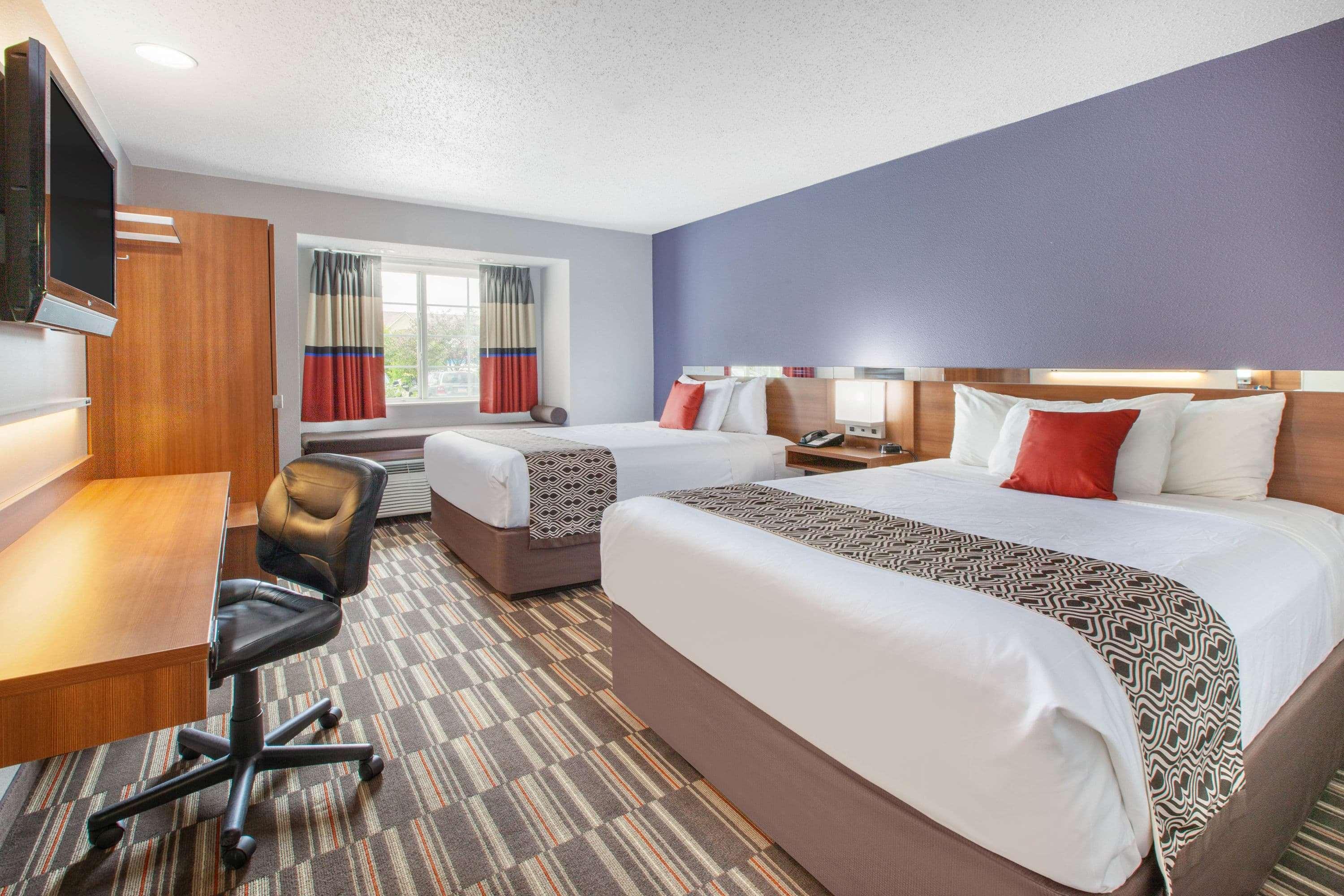 Microtel Inn & Suites By Wyndham Pittsburgh Airport Robinson Township Eksteriør billede