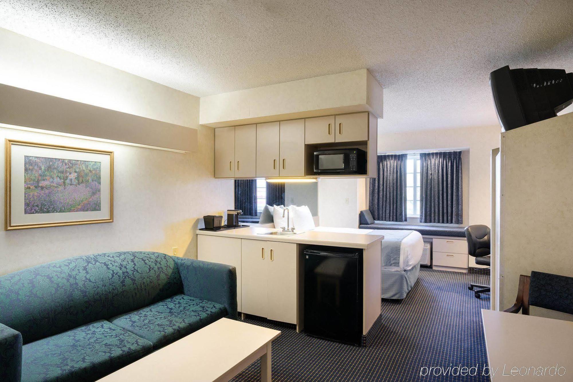 Microtel Inn & Suites By Wyndham Pittsburgh Airport Robinson Township Eksteriør billede